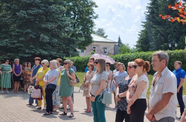 В райцентре состоялся митинг, посвящённый Дню образования Калужской области